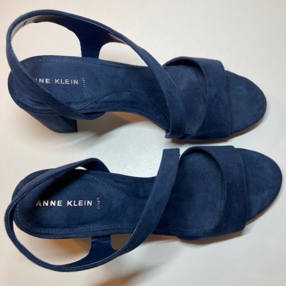 Anne Klein Navy Suede Heels